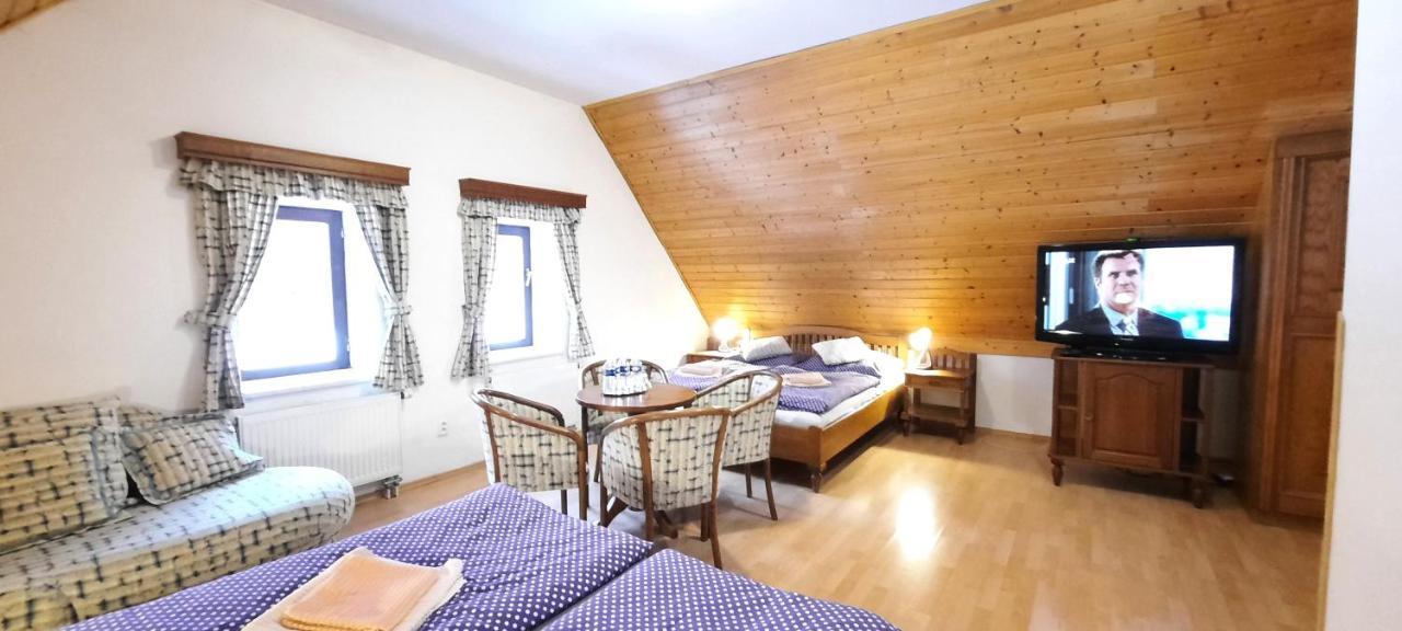 Hotel Perla Jizery Josefŭv Dŭl Esterno foto