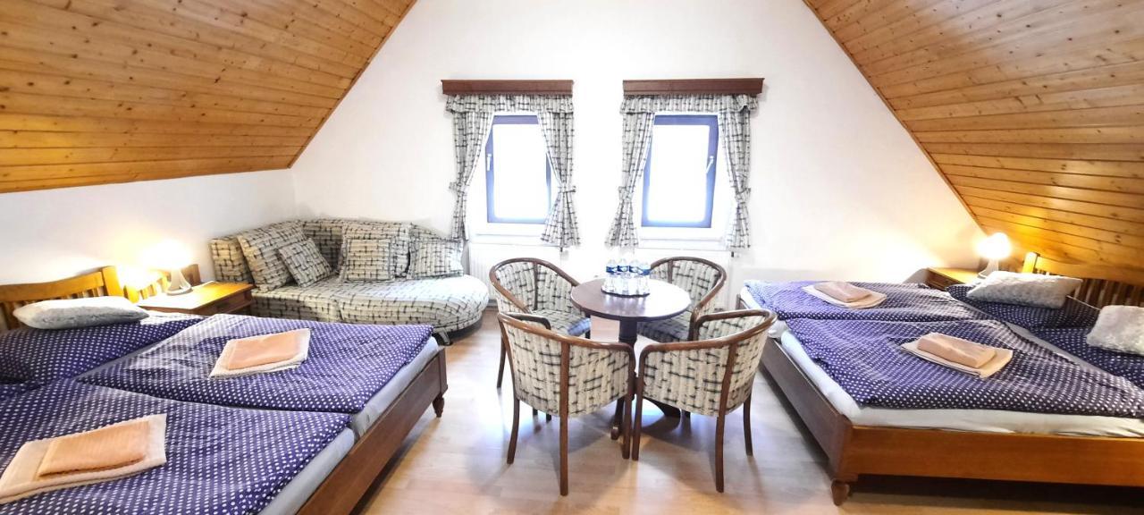 Hotel Perla Jizery Josefŭv Dŭl Esterno foto