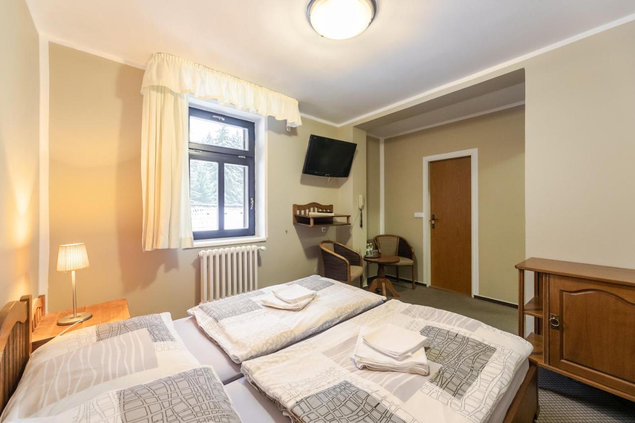 Hotel Perla Jizery Josefŭv Dŭl Esterno foto