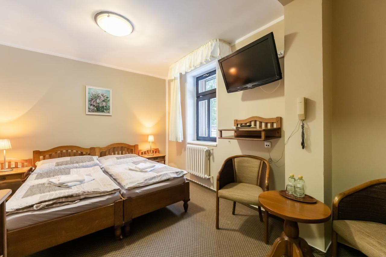 Hotel Perla Jizery Josefŭv Dŭl Esterno foto