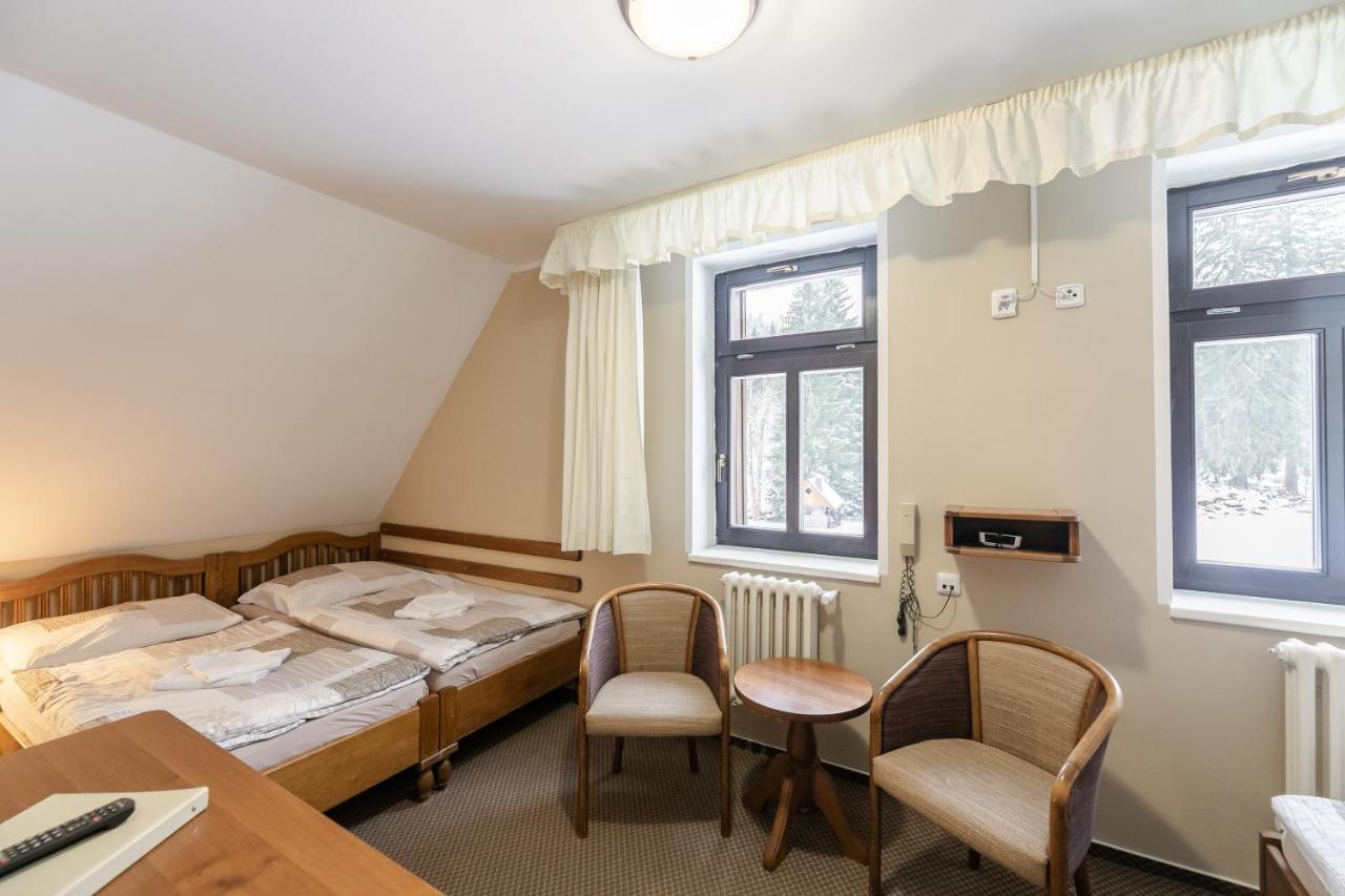 Hotel Perla Jizery Josefŭv Dŭl Esterno foto