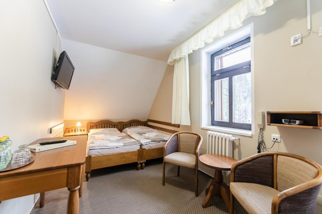 Hotel Perla Jizery Josefŭv Dŭl Esterno foto