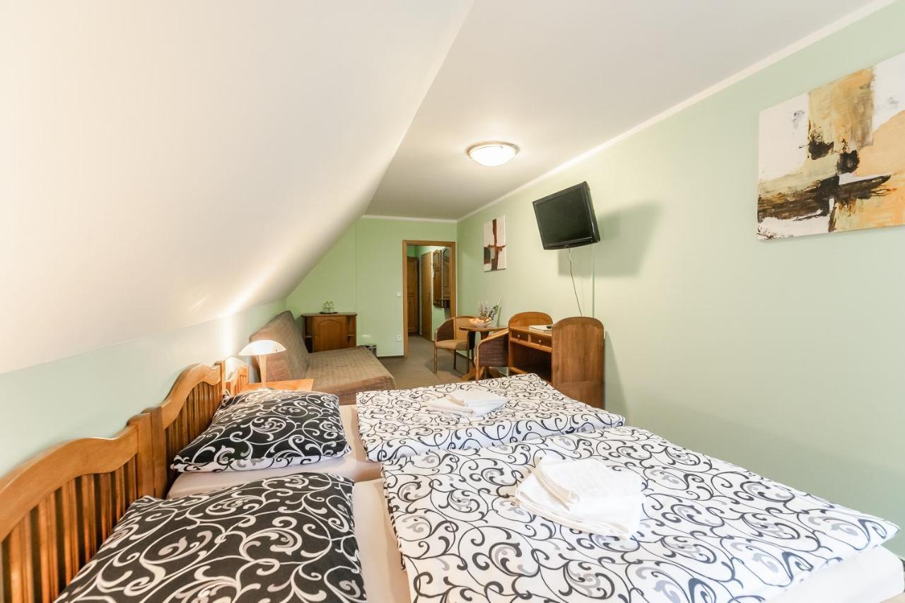 Hotel Perla Jizery Josefŭv Dŭl Esterno foto