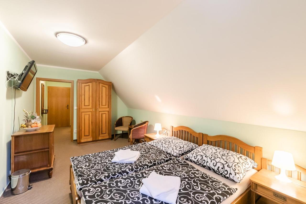 Hotel Perla Jizery Josefŭv Dŭl Esterno foto
